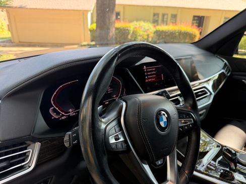 Used 2019 BMW X5 xDrive40i w/ Premium Package 2 AWD/4WD image 12