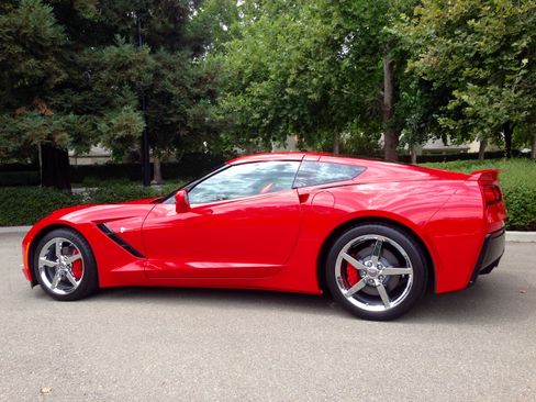 Used 2014 Chevrolet Corvette Stingray Coupe w/ 3LT Preferred Equipment Group RWD image 14