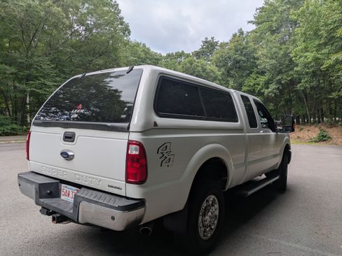 Used 2015 Ford F250 Lariat w/ Chrome Package AWD/4WD image 13