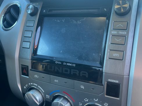 Used 2015 Toyota Tundra SR5 image 10