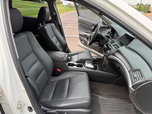 Used 2013 Honda Crosstour EX-L image 11