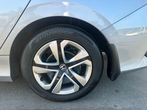 Used 2018 Honda Civic LX image 17