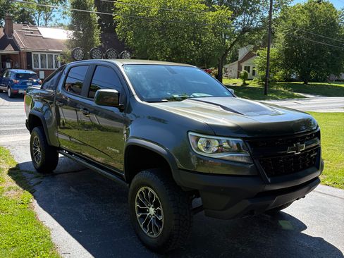 Used 2017 Chevrolet Colorado ZR2 w/ LPO, Premium Interior Package AWD/4WD image 1