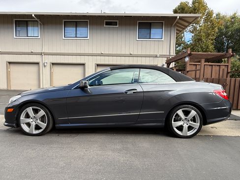 Used 2011 Mercedes-Benz E 550 Cabriolet image 13