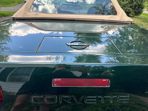 Used 1996 Chevrolet Corvette Convertible RWD image 4