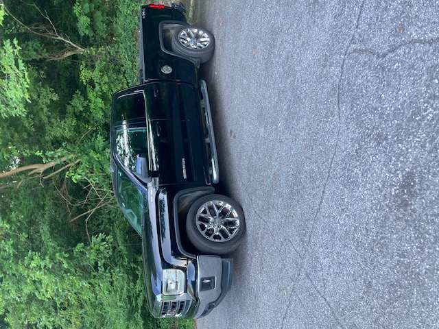 Used 2014 GMC Sierra 1500 SLE w/ SLE Value Package AWD/4WD image 2