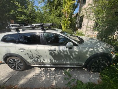 Used 2020 Volvo V60 T5 Cross Country