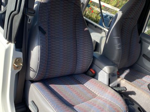 Used 1998 Jeep Wrangler Sport image 6