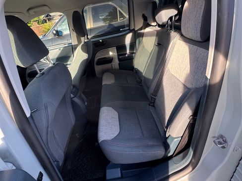 Used 2022 Ford Maverick XLT FWD image 8