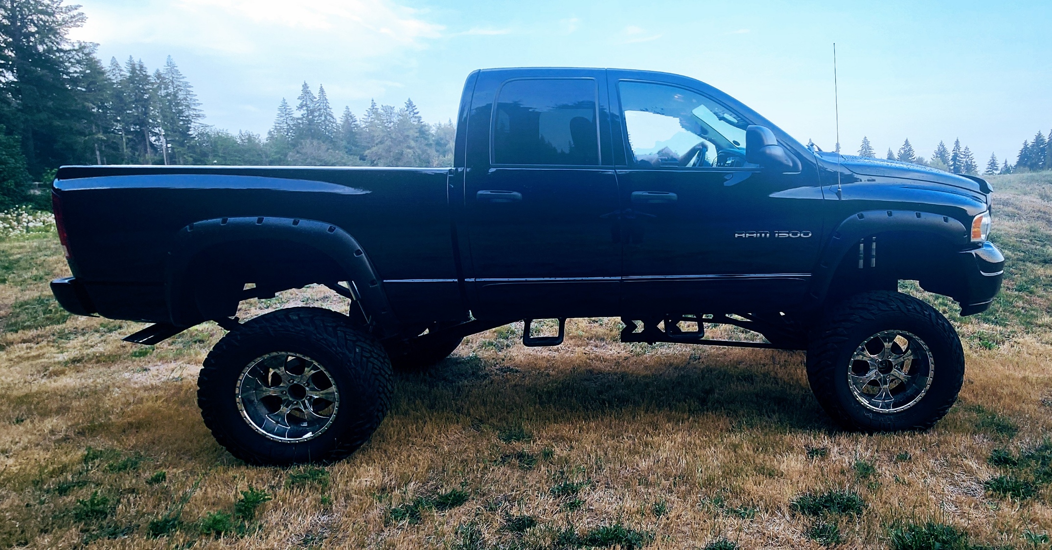 Used 2005 Dodge Ram 1500 Truck SLT AWD/4WD image 4