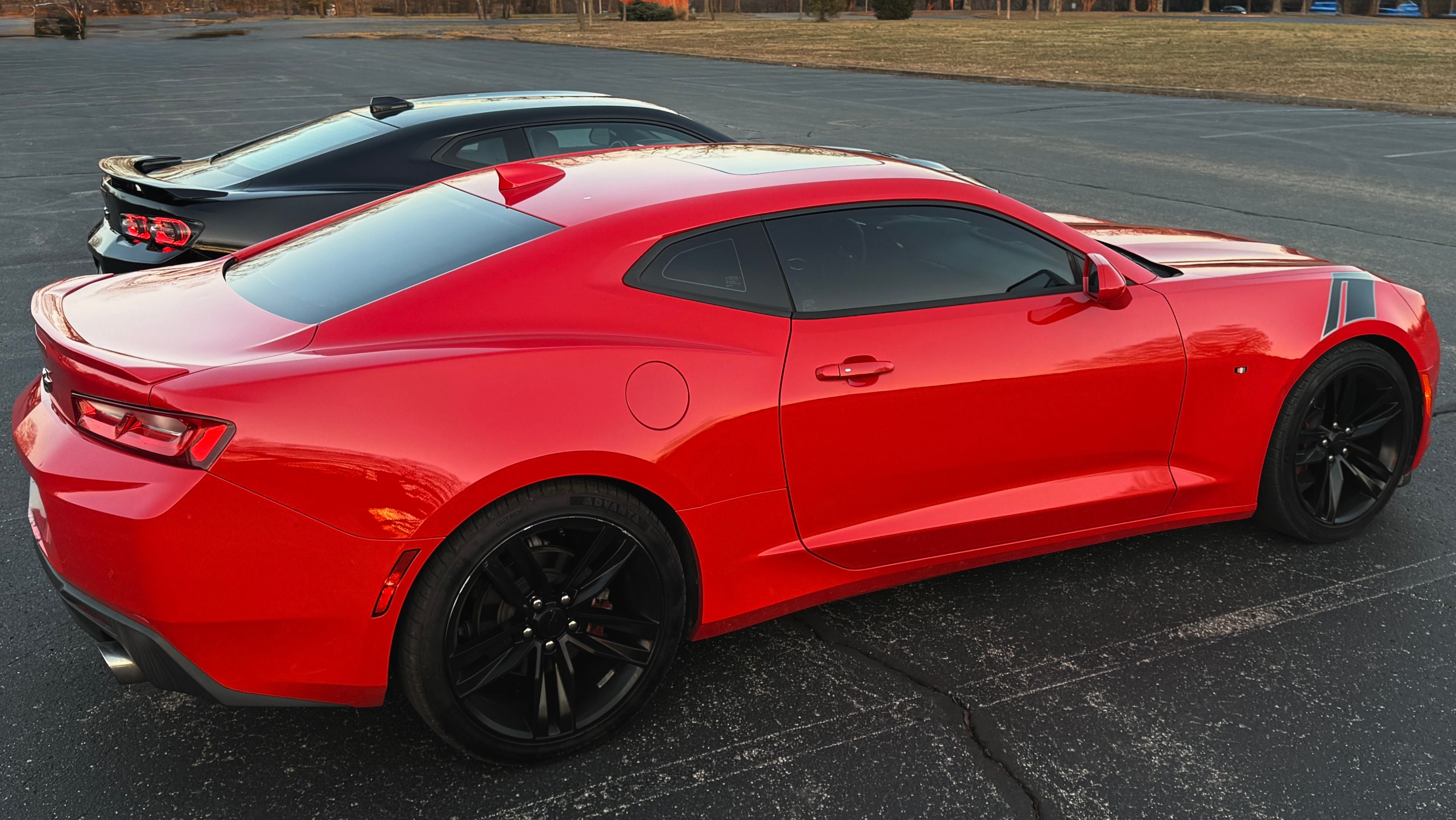 Used 2016 Chevrolet Camaro LT RWD image 4