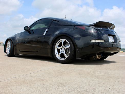 Used 2007 Nissan 350Z Touring w/ Cargo Convenience Pkg RWD image 4