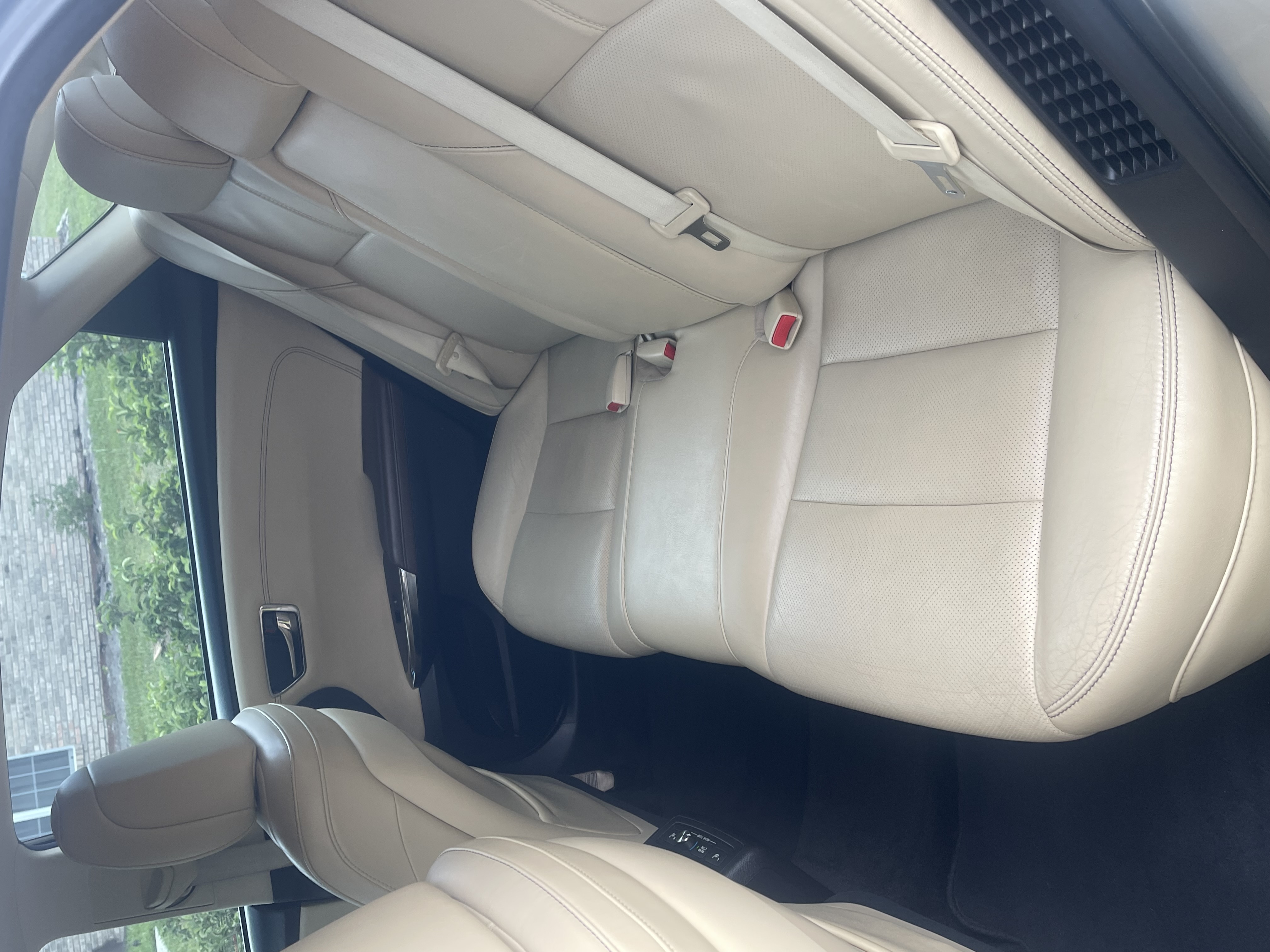 Used 2014 Toyota Avalon Limited FWD image 5