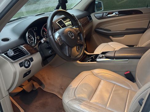 Used 2015 Mercedes-Benz ML 350 2WD image 2