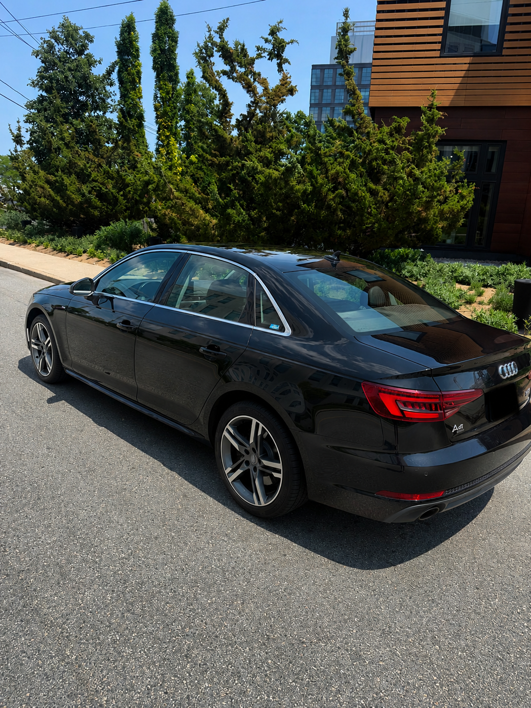 Used 2018 Audi A4 2.0T Premium Plus w/ Premium Plus Package AWD/4WD image 1
