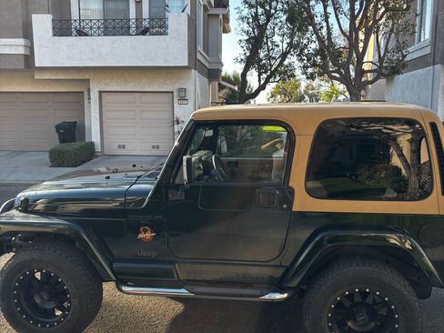 Used 1997 Jeep Wrangler Sahara image 12