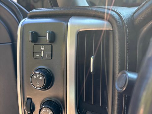 Used 2015 GMC Sierra 2500 SLT image 12