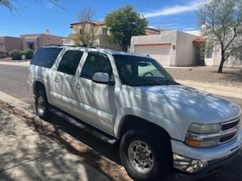 Used 2002 Chevrolet Suburban 2500 LT image 15