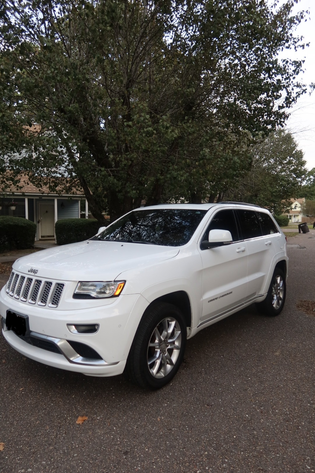 Used 2015 Jeep Grand Cherokee Summit w/ Platinum Series Group AWD/4WD image 1