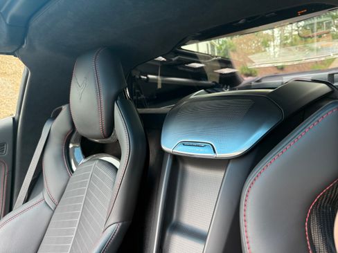 Used 2024 Chevrolet Corvette Stingray Premium Cpe w/ Z51 Performance Package RWD image 23