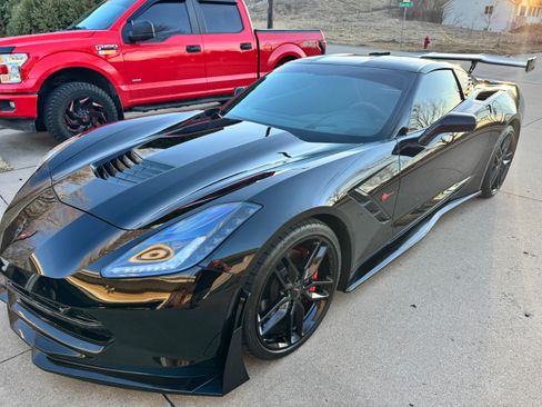 Used 2017 Chevrolet Corvette Stingray Coupe w/ 3LT Preferred Equipment Group RWD image 9