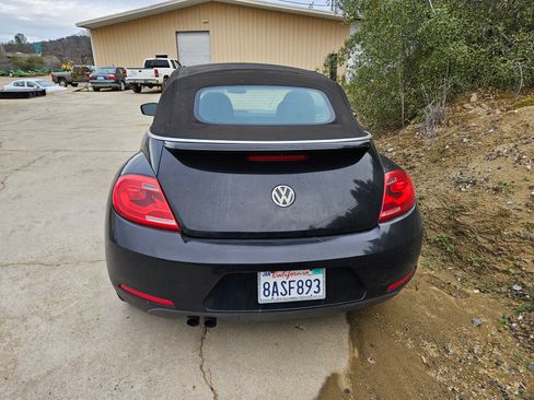 Used 2014 Volkswagen Beetle 1.8T image 2