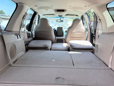 Used 2003 Ford Expedition Eddie Bauer image 19