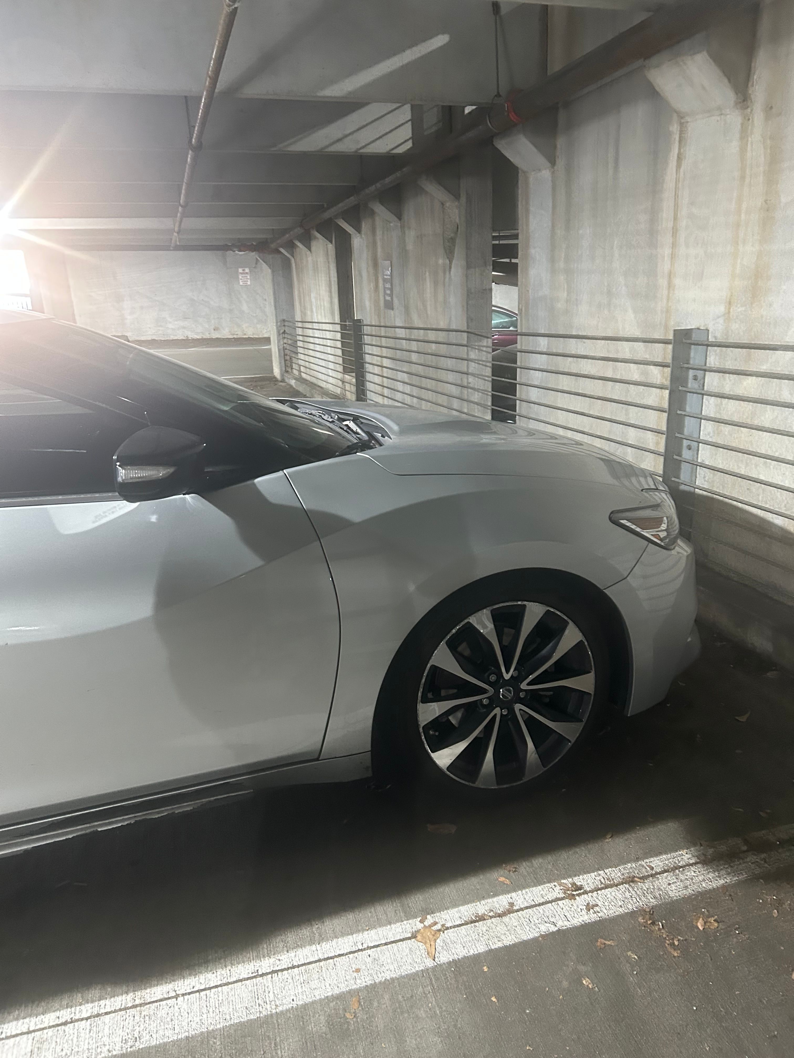 Used 2016 Nissan Maxima SR FWD image 2