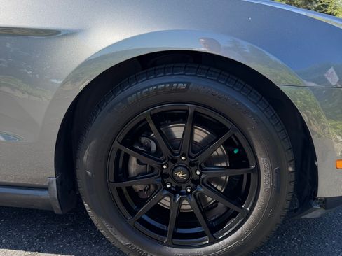 Used 2011 Ford Mustang Premium w/ 201A Rapid Spec Order Code RWD image 14