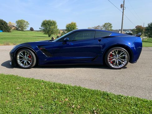 Used 2016 Chevrolet Corvette Z06 w/ 3LZ Preferred Equipment Group RWD image 30