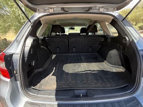 Used 2015 Subaru Outback 2.5i Premium AWD/4WD image 10