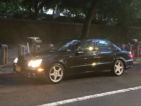 Used 2006 Mercedes-Benz E 350 Sedan image 10