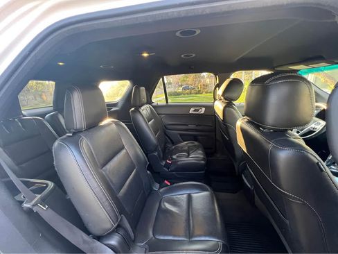 Used 2014 Ford Explorer Sport image 8