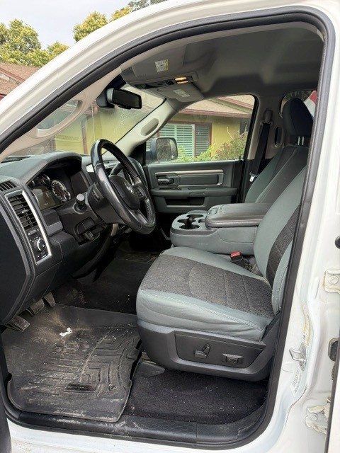 Used 2014 RAM 2500 SLT w/ Luxury Group AWD/4WD image 4