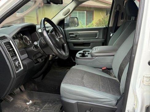 Used 2014 RAM 2500 SLT w/ Luxury Group AWD/4WD image 4