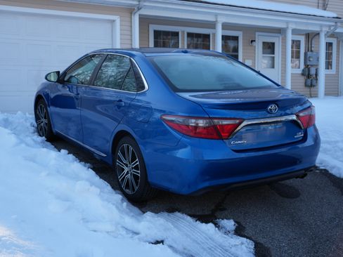 Used 2016 Toyota Camry SE image 6