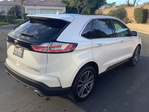 Used 2019 Ford Edge Titanium image 5