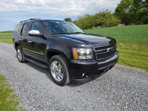 Used 2010 Chevrolet Tahoe LTZ AWD/4WD image 5