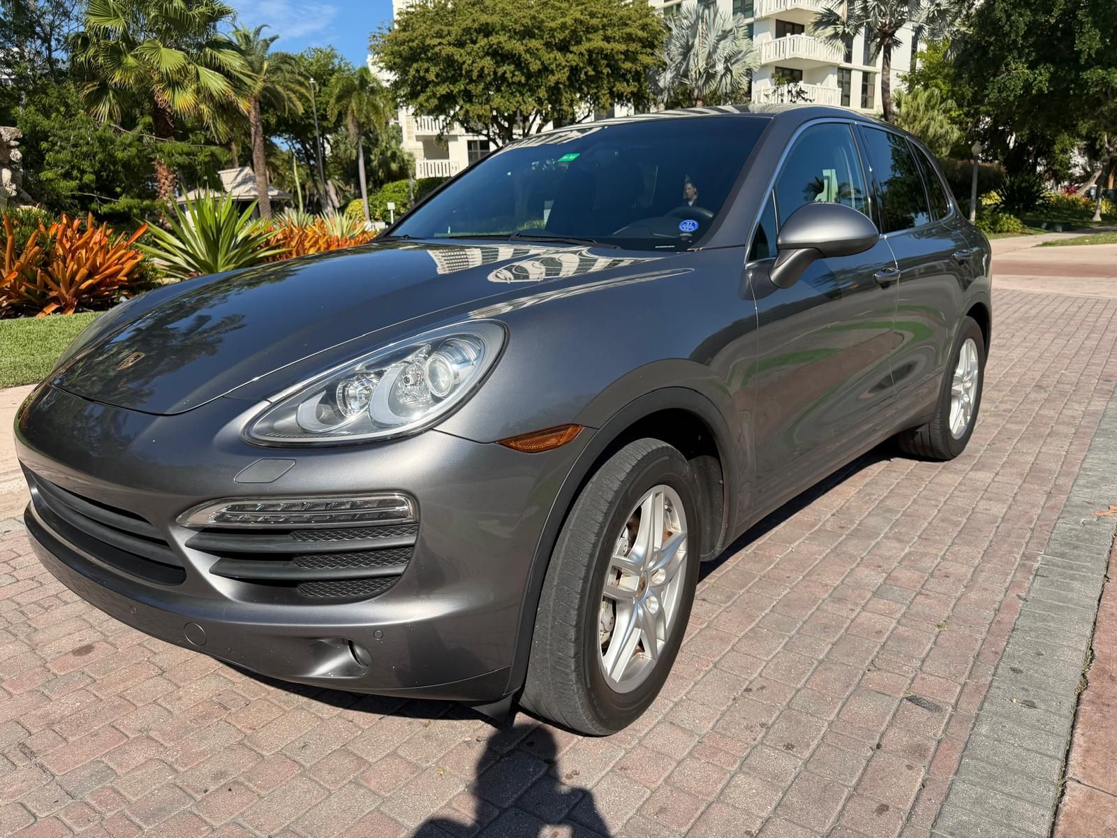 Used 2014 Porsche Cayenne S AWD/4WD image 4
