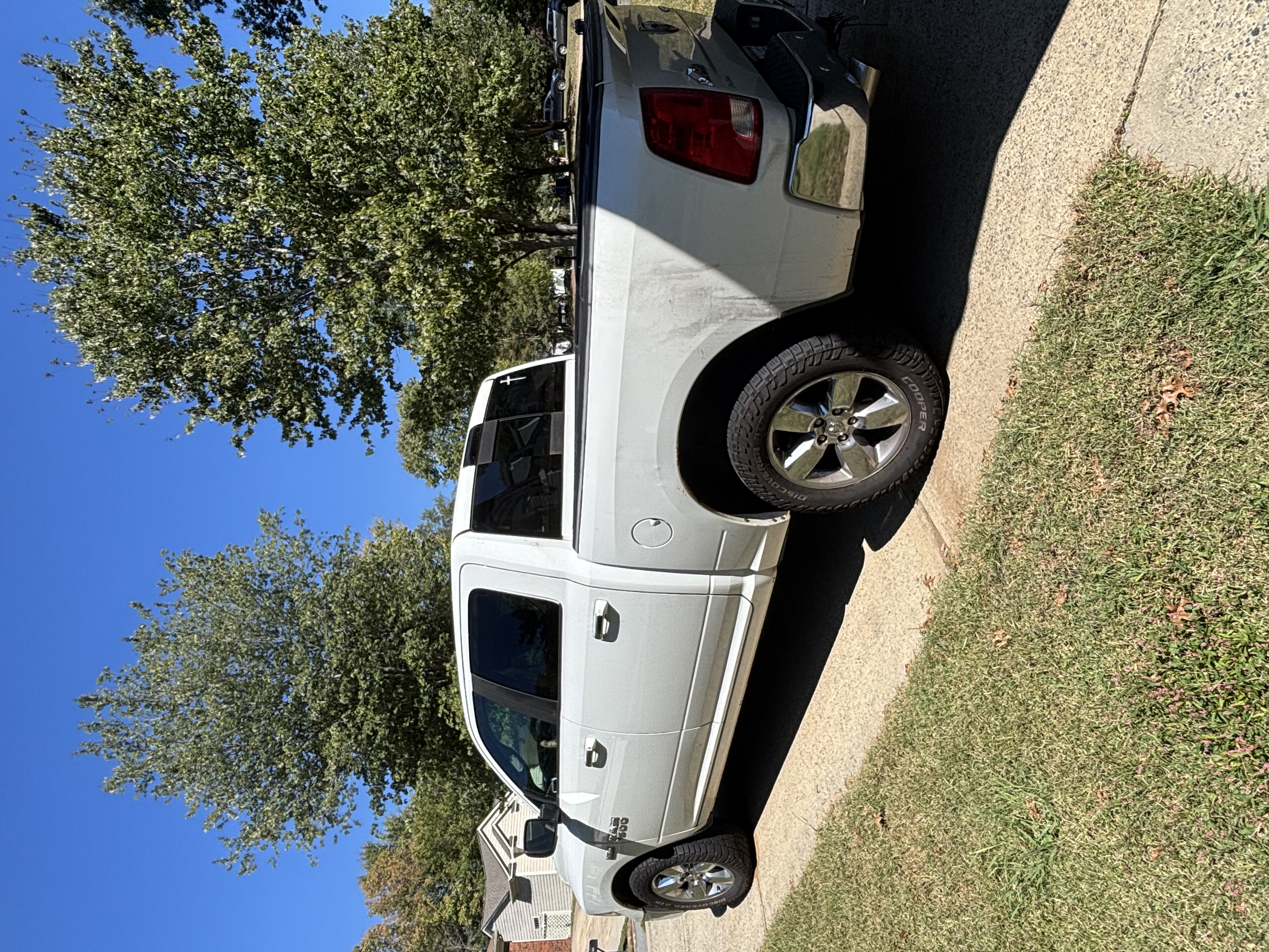 Used 2016 RAM 1500 Big Horn AWD/4WD image 4