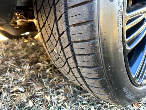 Used 2020 Land Rover Range Rover HSE image 13