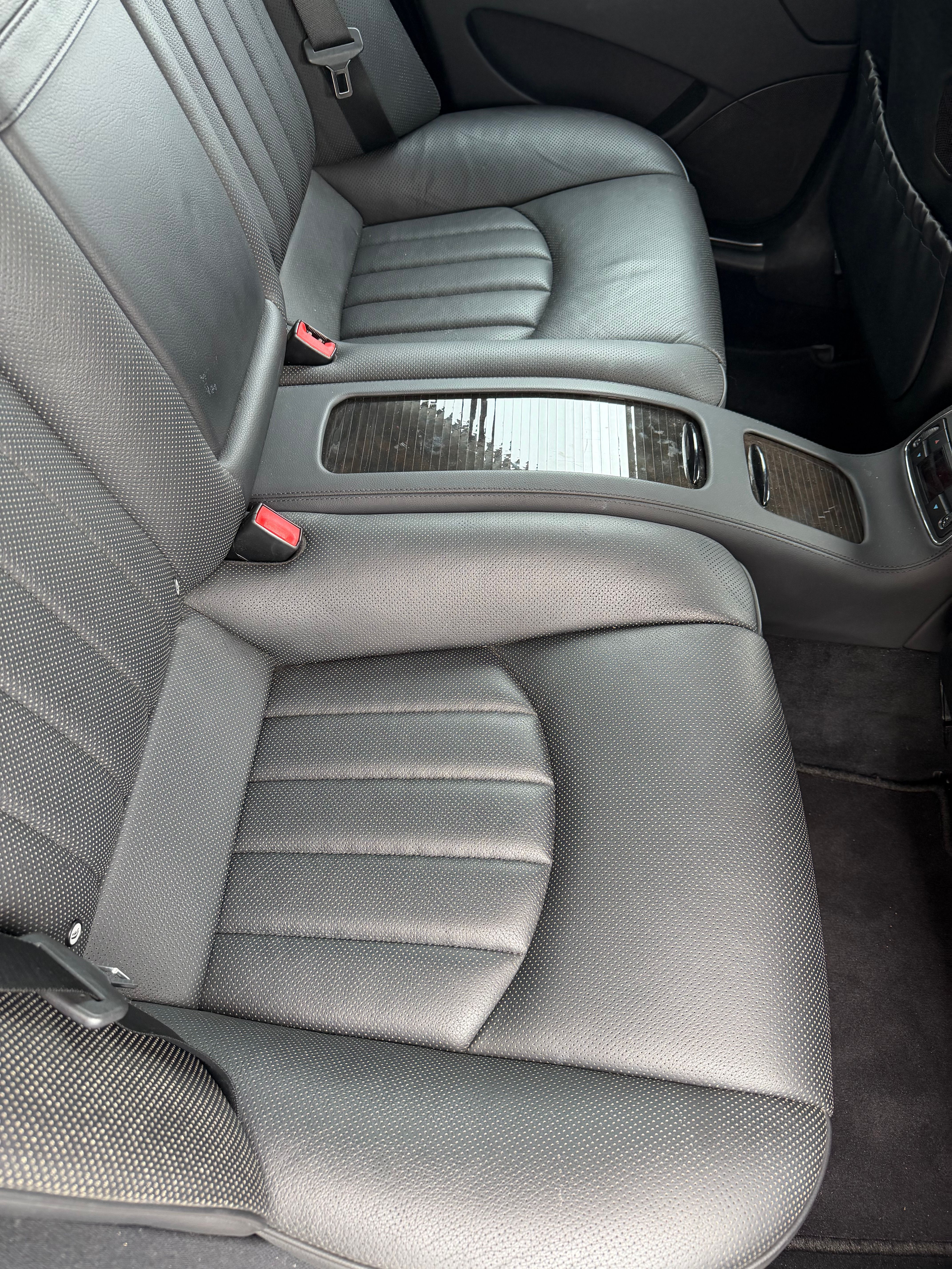Used 2007 Mercedes-Benz CLS 550 image 12