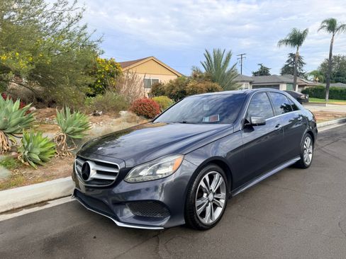 Used 2016 Mercedes-Benz E 350 Sedan image 1