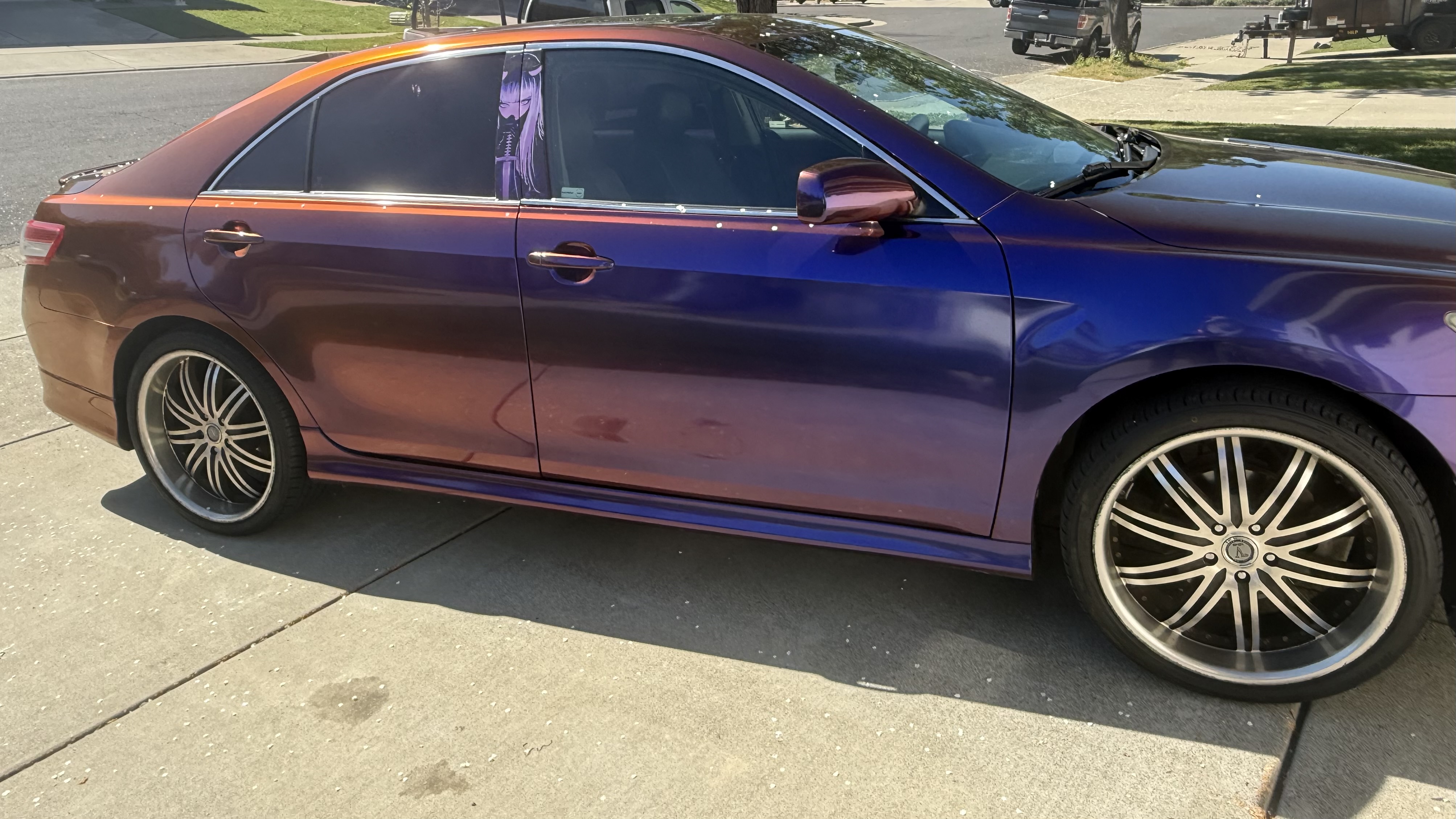 Used 2011 Toyota Camry SE w/ SE Extra-Value Pkg #1 FWD image 1