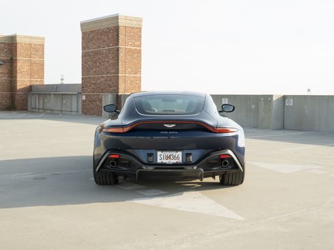 Used 2020 Aston Martin V8 Vantage Coupe image 5