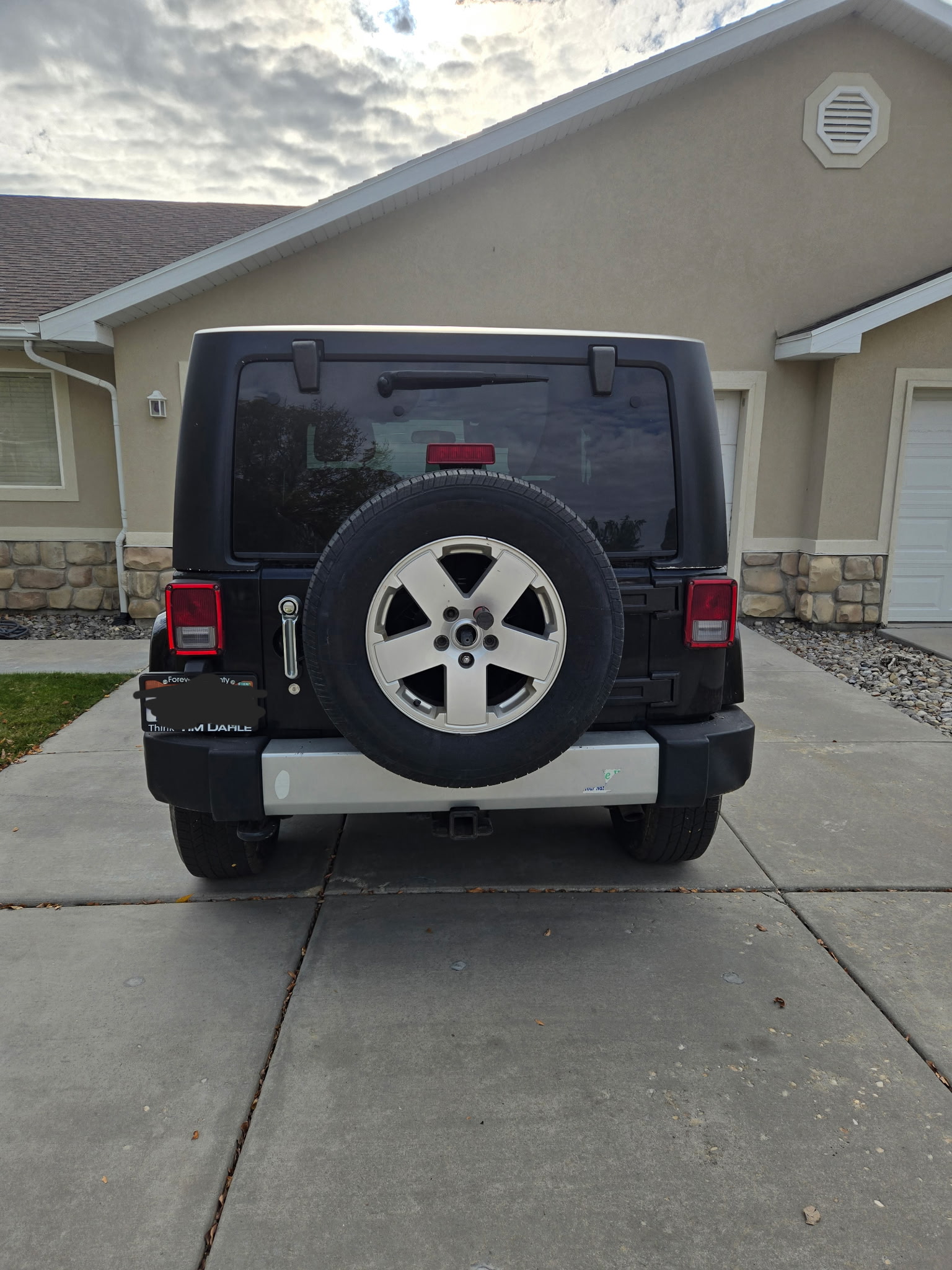 Used 2011 Jeep Wrangler Sahara w/ Trailer Tow Group AWD/4WD image 4