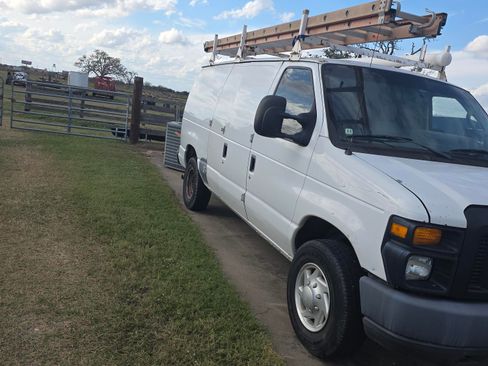 Used 2013 Ford E-350 and Econoline 350 Super Duty w/ Commercial Cargo Van Pkg image 4
