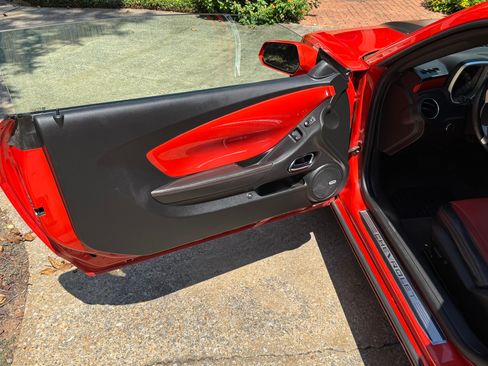 Used 2010 Chevrolet Camaro SS w/ RS Package RWD image 14