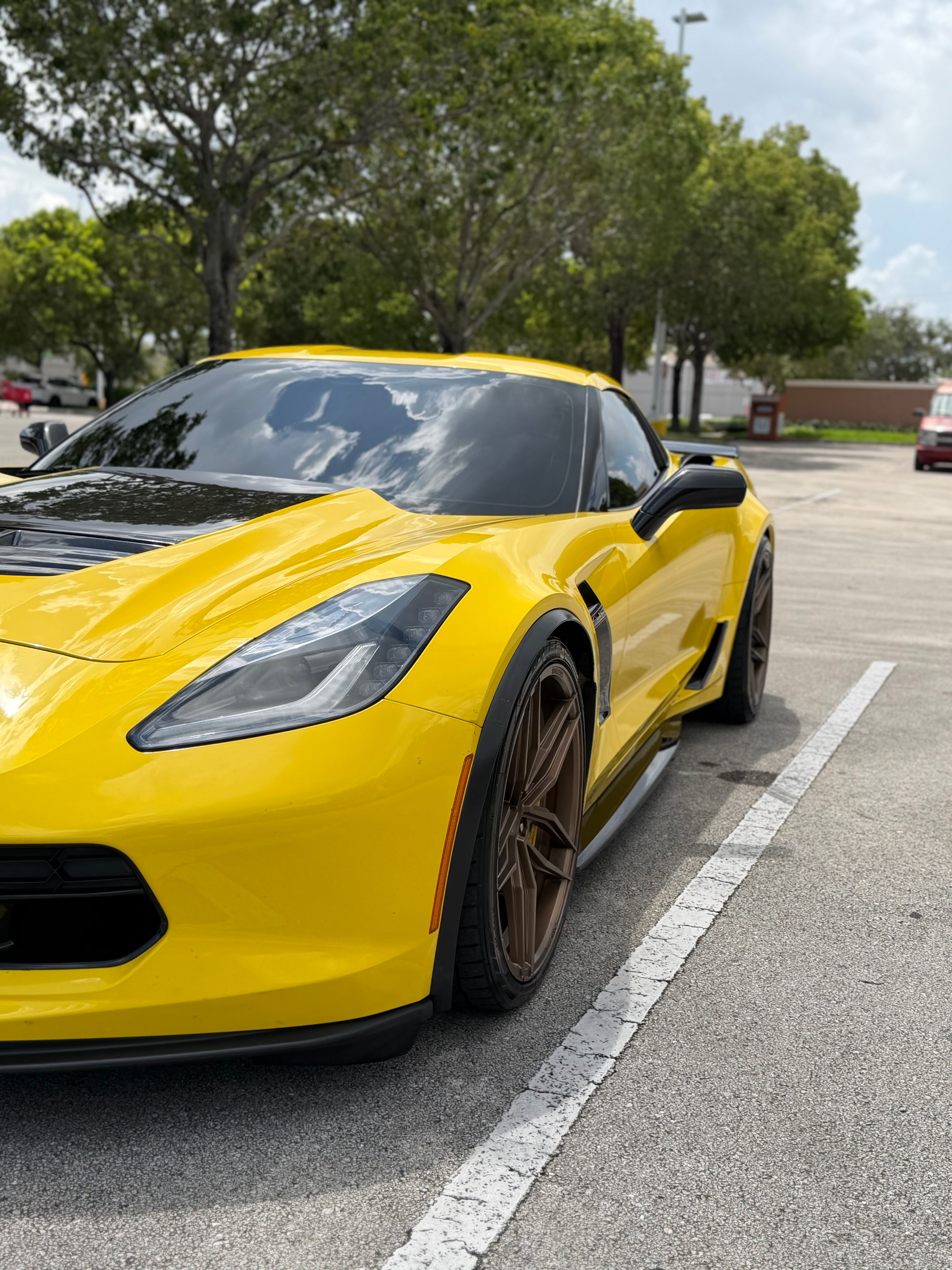 Used 2018 Chevrolet Corvette Z06 w/ Battery Protection Package RWD image 5