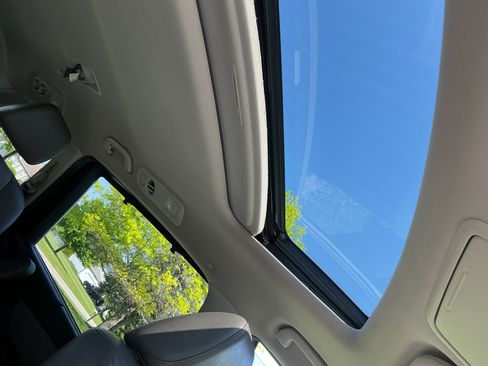 Used 2012 Honda Odyssey EX-L image 5